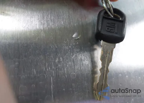 1999 Chevrolet Silverado 1500 Ls from USA, damaged, VIN 2GCEC19T8X1290440